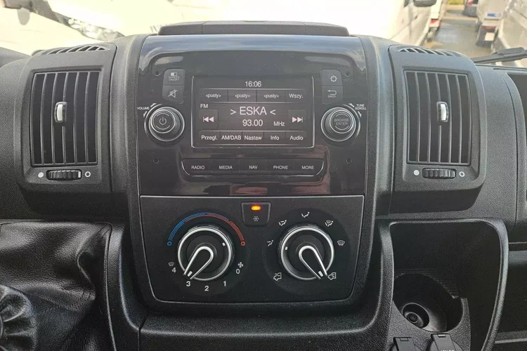 Peugeot boxer L3H2 59999zł NETTO 2.2HDi/120KM zdjęcie 27