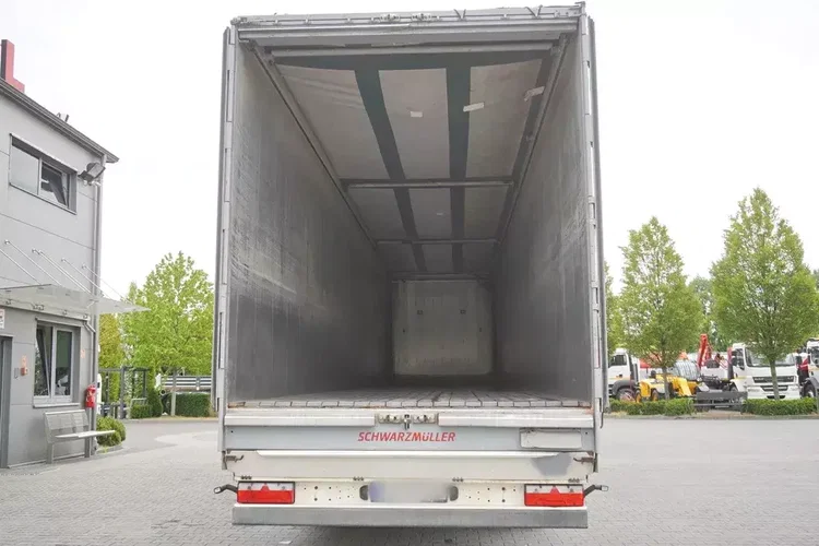 Schwarzmuller Ruchoma podłoga Schwarzmüller / 2022 zdjęcie 5