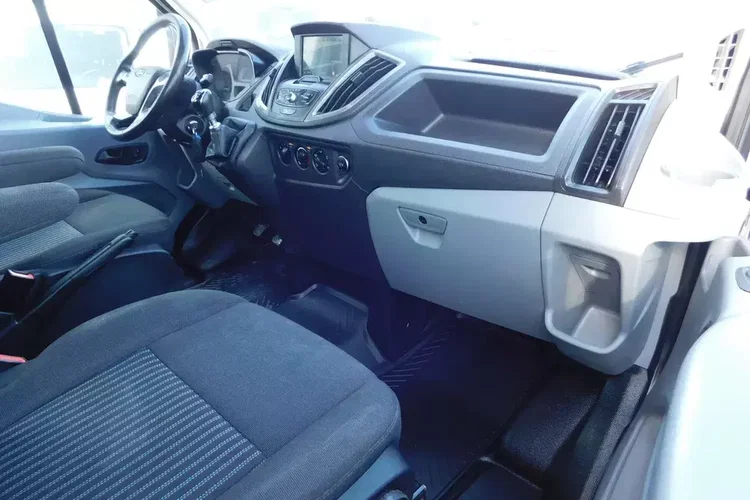 Ford Transit zdjęcie 5