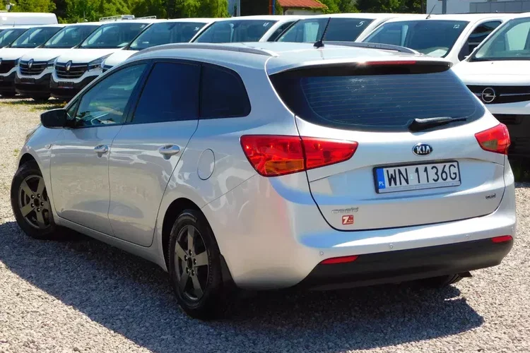 Kia Ceed zdjęcie 15