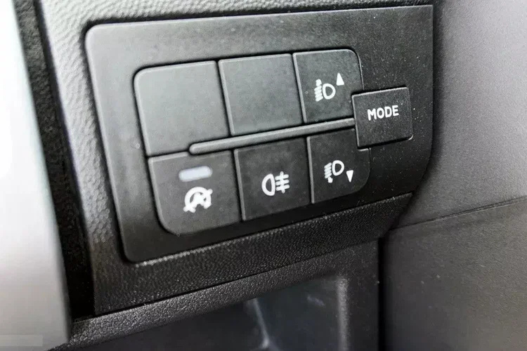 Opel Movano zdjęcie 33