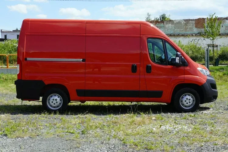 Opel Movano zdjęcie 23