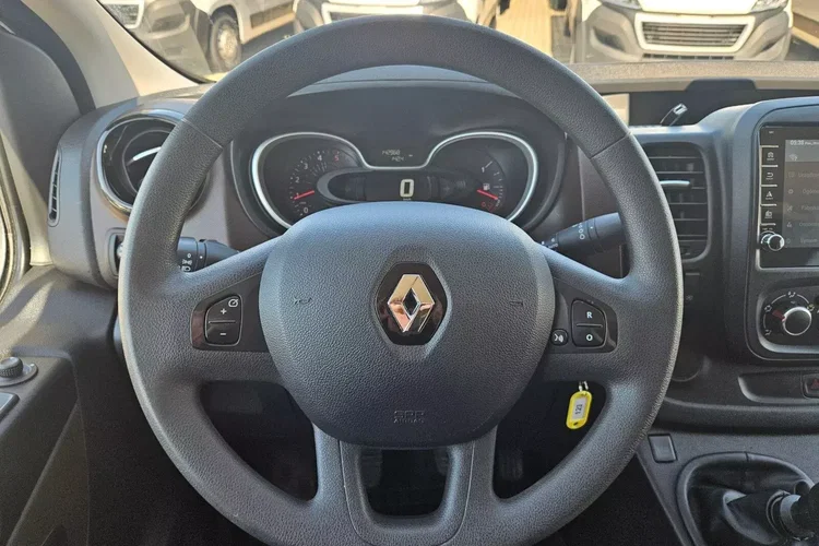 Renault Trafic L2H1 79900zł NETTO Brygadówka 6 osób 2.0dCi/120KM zdjęcie 17