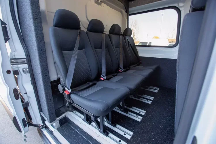 Ford Transit BRYGADOWY 7-OSÓB L4H3 zdjęcie 11