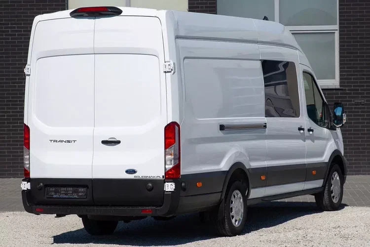 Ford Transit BRYGADOWY 7-OSÓB L4H3 zdjęcie 2