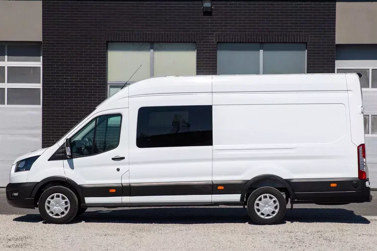 Ford Transit BRYGADOWY 7-OSÓB L4H3 zdjęcie 7