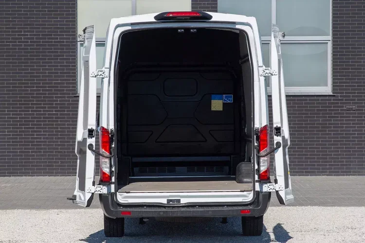 Ford Transit BRYGADOWY 7-OSÓB L4H3 zdjęcie 9