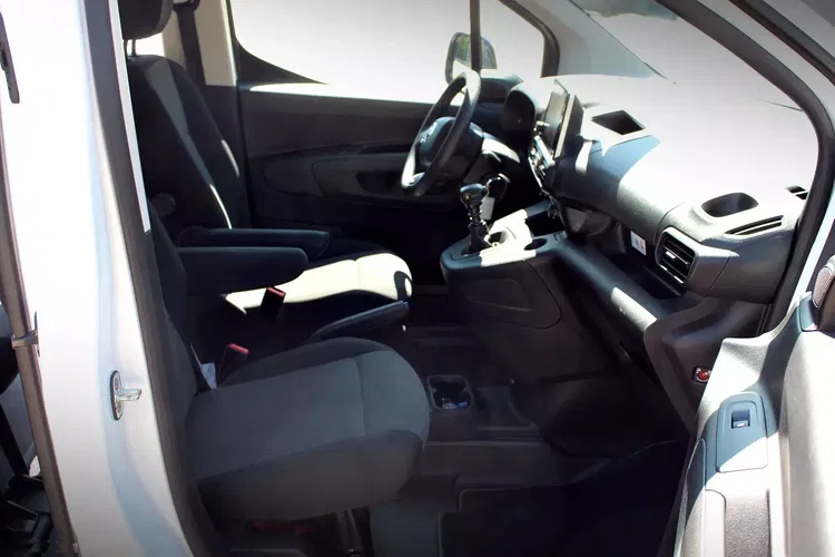 Fiat Doblo L2 Long 5 - osobowy zdjęcie 23