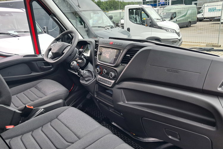 IVECO Daily 50C18HZ zdjęcie 13