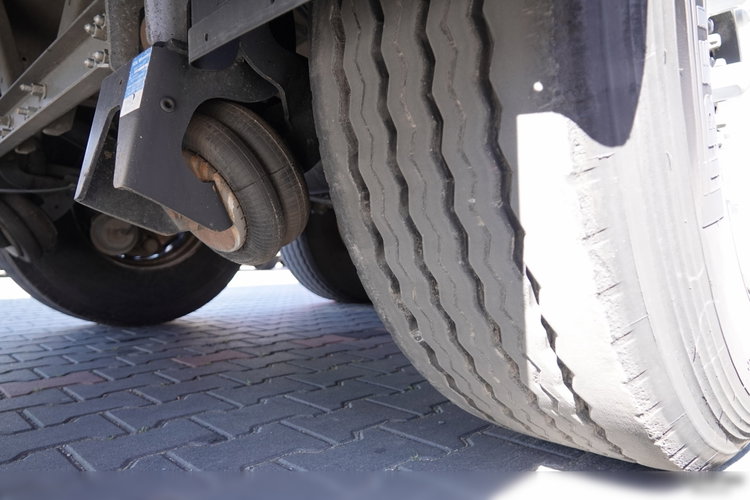 Schmitz FIRANKA STANDARD / OŚ PODNOSZONA  /  DACH PODNOSZONY / 2022 ROK  zdjęcie 21