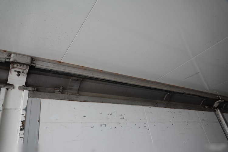 LECITRAILER / KONTENER / KOFFER / OTWIERANE BOKI / MOCNA PODŁOGA SZYNA DESKA zdjęcie 21