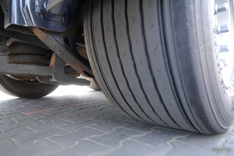 Wielton / FIRANKA / MEGA / LOWDECK / OŚ PODNOSZONA / DACH PODNOSZONY / SAF / 2019 ROK zdjęcie 21