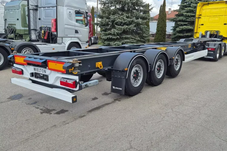 Wielton Podkontenerowa zdjęcie 35