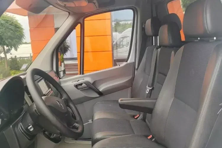 Mercedes SPRINTER zdjęcie 11