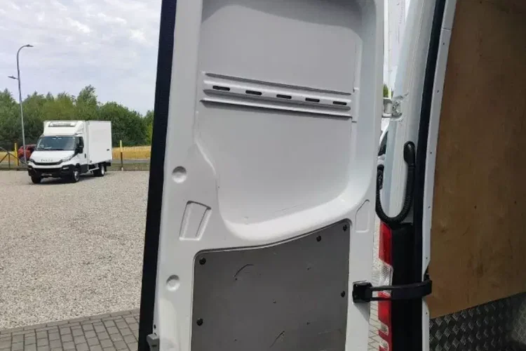 Mercedes SPRINTER zdjęcie 24