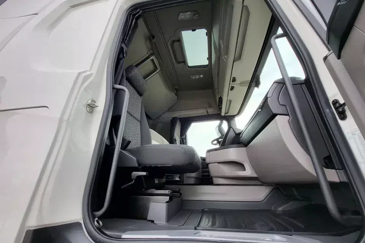 Scania R 450 A4x2EB Mega zdjęcie 12