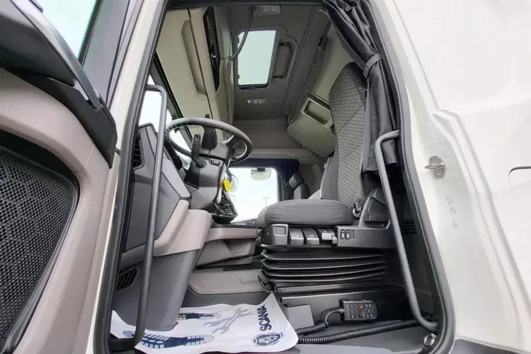 Scania R 450 A4x2EB Mega zdjęcie 13