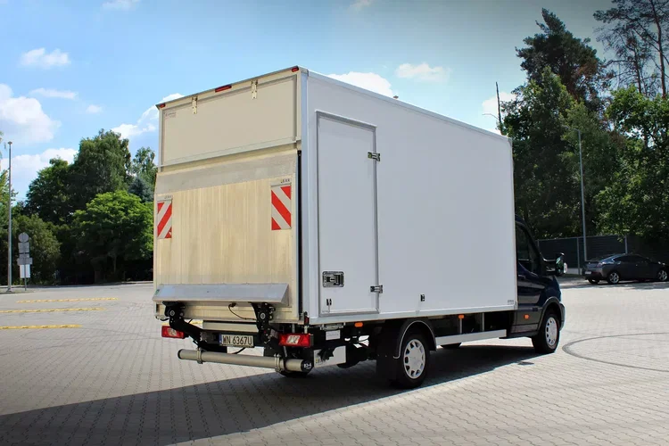 Ford Transit kontener 9 euro palet + winda BAR 750kg zdjęcie 10