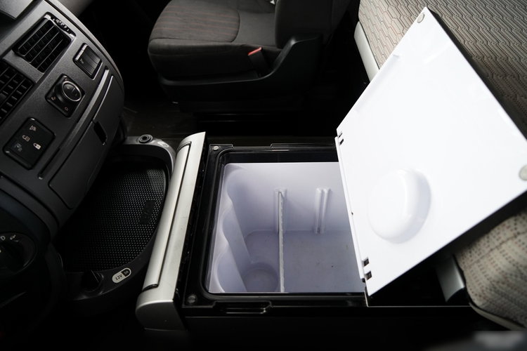 DAF XF 480 / KLIMA POSTOJOWA / ALUFELGI / SSC / SPROWADZONY / PO KONTRAKCIE SERWISOWYM zdjęcie 27