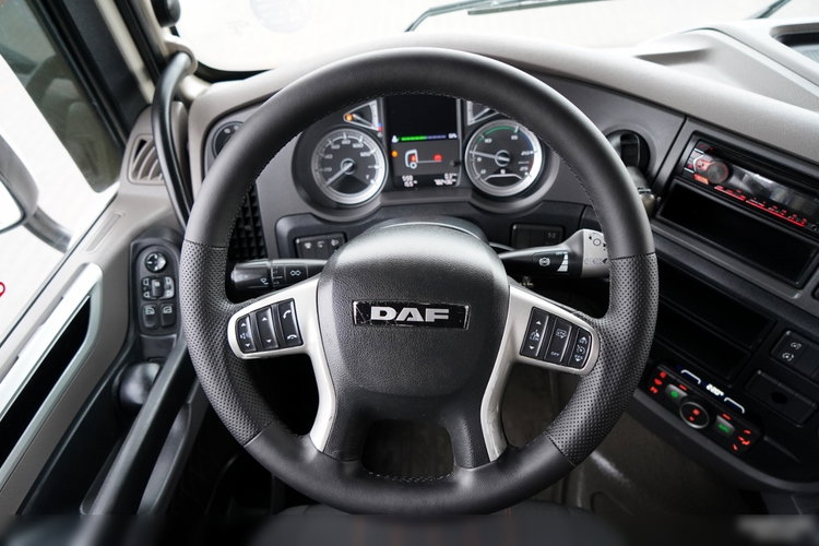 DAF XF 480 / KLIMA POSTOJOWA / ALUFELGI / SSC / SPROWADZONY / PO KONTRAKCIE SERWISOWYM zdjęcie 29
