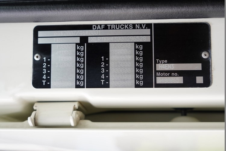 DAF XF 480 / KLIMA POSTOJOWA / ALUFELGI / SSC / SPROWADZONY / PO KONTRAKCIE SERWISOWYM zdjęcie 39