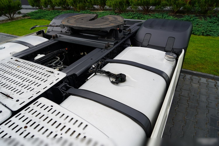 DAF XF 480 / KLIMA POSTOJOWA / ALUFELGI / SSC / SPROWADZONY / PO KONTRAKCIE SERWISOWYM zdjęcie 13