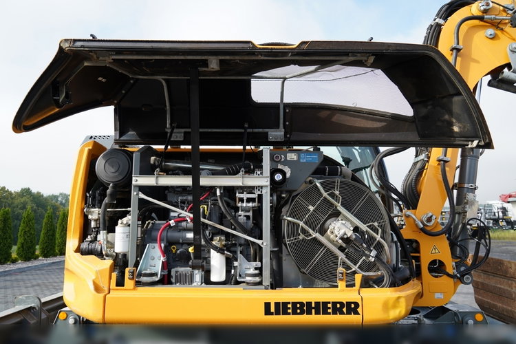 Liebherr 910 COMPACT LITRONIC  / KOPARKA KOŁOWA / KLIMATYZACJA / KAMERA  / 2020 ROK / PO KONTRAKCIE SERWISOWYM  zdjęcie 34