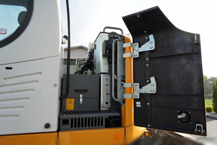 Liebherr 910 COMPACT LITRONIC  / KOPARKA KOŁOWA / KLIMATYZACJA / KAMERA  / 2020 ROK / PO KONTRAKCIE SERWISOWYM  zdjęcie 37