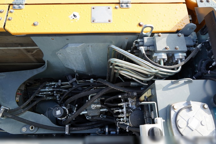 Liebherr 910 COMPACT LITRONIC  / KOPARKA KOŁOWA / KLIMATYZACJA / KAMERA  / 2020 ROK / PO KONTRAKCIE SERWISOWYM  zdjęcie 40