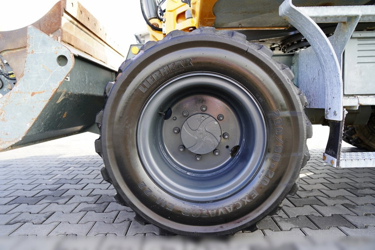 Liebherr 910 COMPACT LITRONIC  / KOPARKA KOŁOWA / KLIMATYZACJA / KAMERA  / 2020 ROK / PO KONTRAKCIE SERWISOWYM  zdjęcie 45