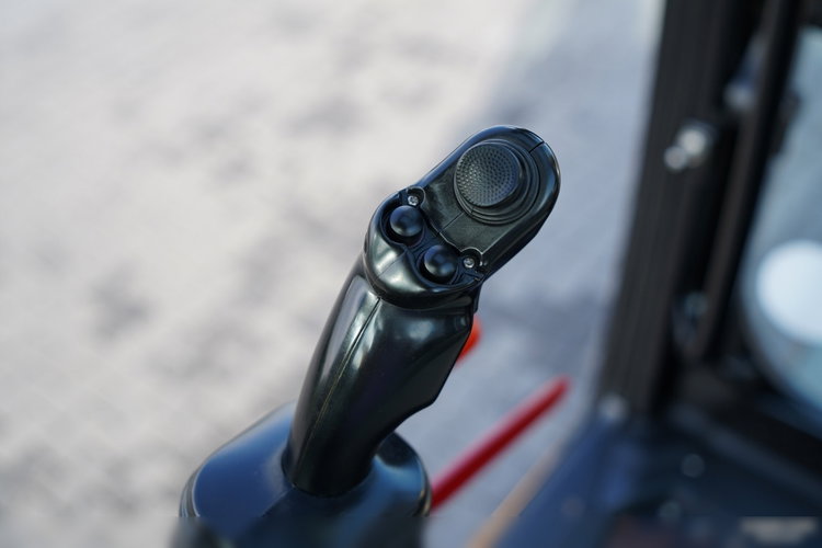 Liebherr 910 COMPACT LITRONIC  / KOPARKA KOŁOWA / KLIMATYZACJA / KAMERA  / 2020 ROK / PO KONTRAKCIE SERWISOWYM  zdjęcie 61