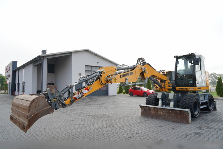 Liebherr 910 COMPACT LITRONIC  / KOPARKA KOŁOWA / KLIMATYZACJA / KAMERA  / 2020 ROK / PO KONTRAKCIE SERWISOWYM  zdjęcie 7