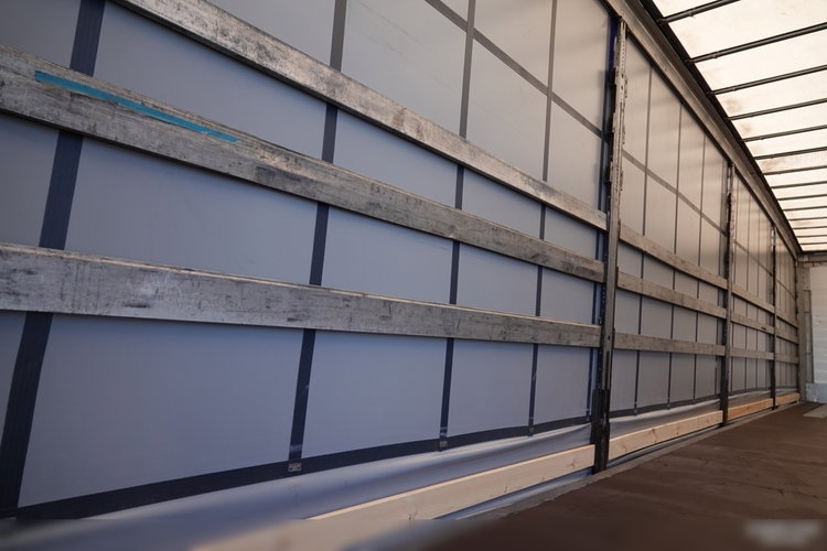 Schmitz -CARGOBULL / FIRANKA / VARIOS / 385/55 R22, 5 / DACH PODNOSZONY zdjęcie 16