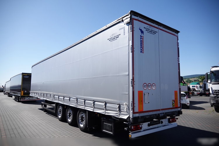 Schmitz -CARGOBULL / FIRANKA / VARIOS / 385/55 R22, 5 / DACH PODNOSZONY zdjęcie 3