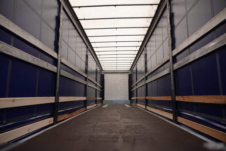 Schmitz -CARGOBULL / FIRANKA / VARIOS / 385/55 R22, 5 / DACH PODNOSZONY zdjęcie 15