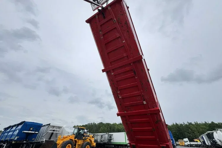 Wielton HARDOX STALOWA DO ZŁOMU 50m Oś Podnoszona Złomówka Stan Bdb zdjęcie 10