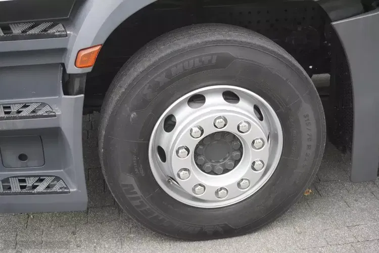 Mercedes Actros 1824 / Chłodnia 22 EPAL / Carrier Supra 950 / kab. sypialna zdjęcie 11