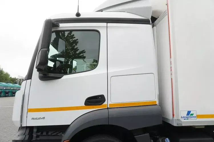 Mercedes Actros 1824 / Chłodnia 22 EPAL / Carrier Supra 950 / kab. sypialna zdjęcie 13