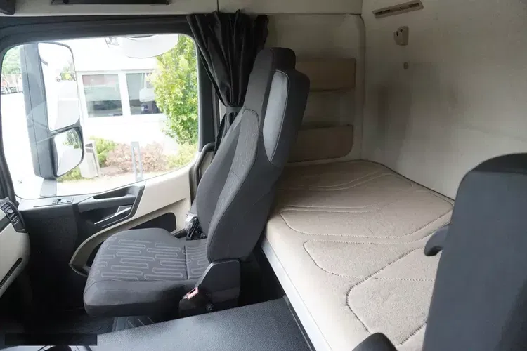 Mercedes Actros 1824 / Chłodnia 22 EPAL / Carrier Supra 950 / kab. sypialna zdjęcie 24
