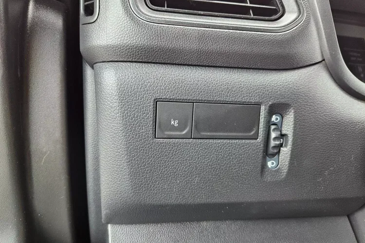 Renault Master L2H2 89999zł Netto Brygadówka 7 osób 2.3 dCi/150KM zdjęcie 20