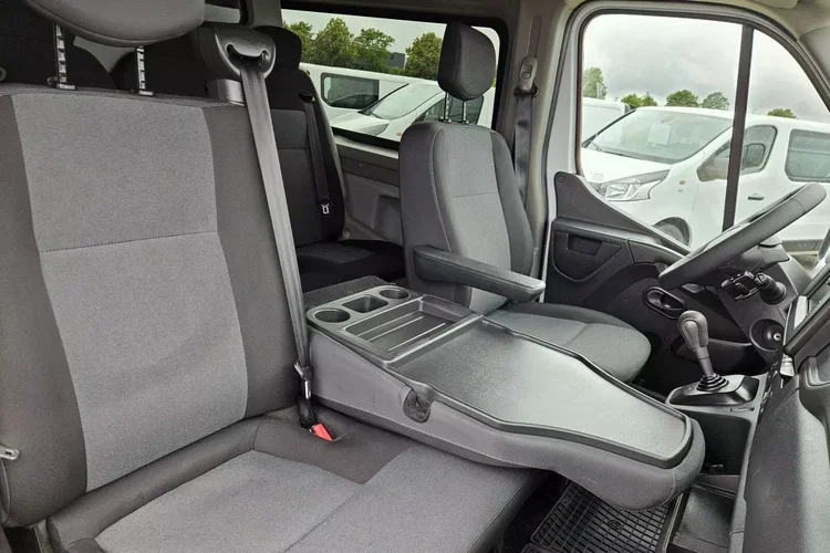 Renault Master L2H2 89999zł Netto Brygadówka 7 osób 2.3 dCi/150KM zdjęcie 30