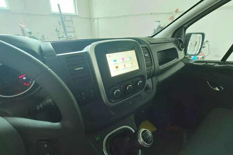 Renault Trafic zdjęcie 8