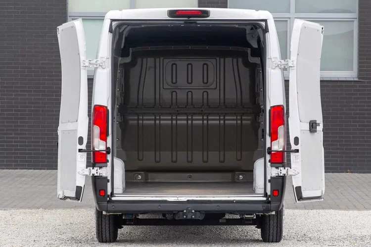 Fiat Ducato 2.3 L2H2 ŚREDNI Professional zdjęcie 10