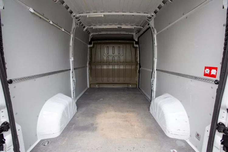 Fiat Ducato 2.3 L2H2 ŚREDNI Professional zdjęcie 13