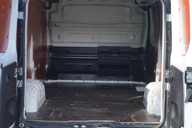 Renault Trafic zdjęcie 30