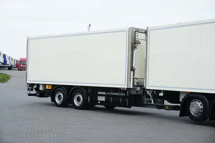 Mercedes ACTROS / 2540 / ACC / E 6 / ZESTAW PRZEJAZDOWY / CHŁODNIA + WINDA / 38 PALET zdjęcie 37