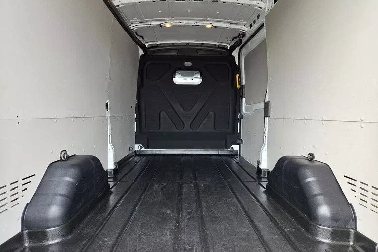 Ford transit L3H2 59900zł NETTO 2.0TdCi/170KM zdjęcie 15