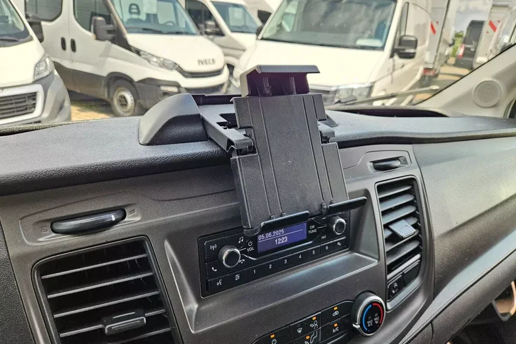 Ford transit L3H2 59900zł NETTO 2.0TdCi/170KM zdjęcie 26