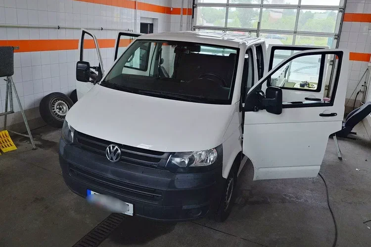 Volkswagen Transporter zdjęcie 13