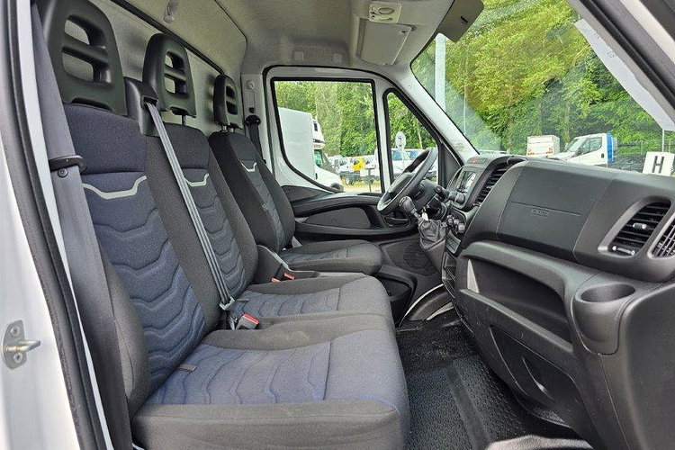 IVECO DAILY 35C 16 zdjęcie 8